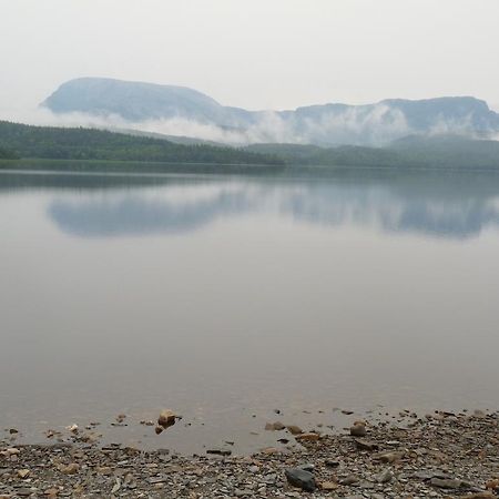 Вилла Oliver'S Landing Роки-Харбор Номер фото